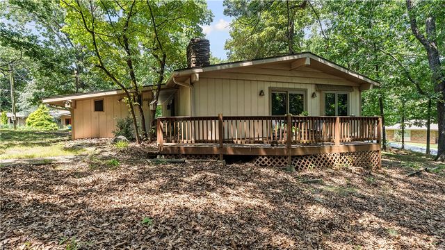 1 Chapel Lane, Bella Vista, AR 72715
