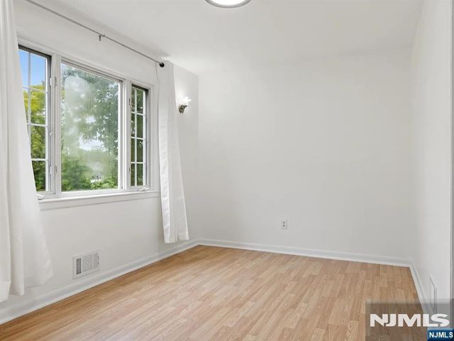 168 County Road, Cresskill, NJ 07626