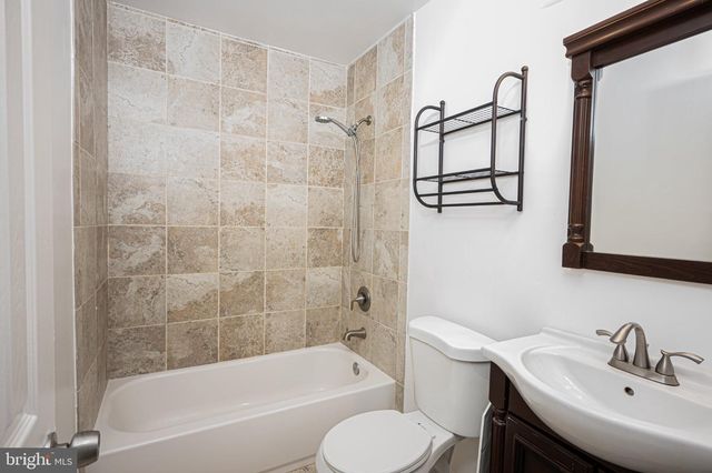 7645 E SWAN TER, Landover, MD 20785