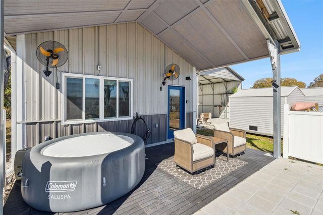 645 CR 485A, Lake Panasoffkee, FL 33538