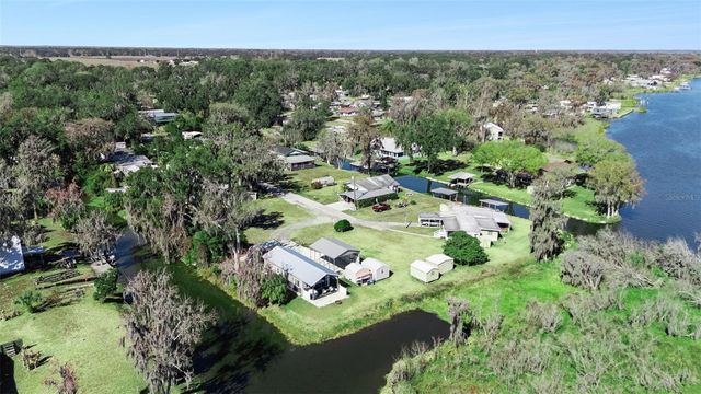 645 CR 485A, Lake Panasoffkee, FL 33538