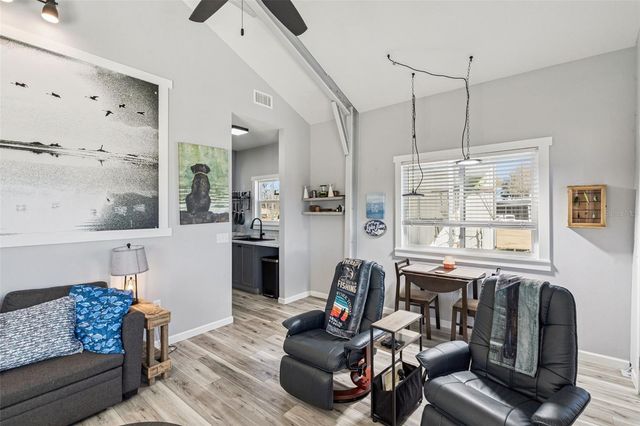 645 CR 485A, Lake Panasoffkee, FL 33538