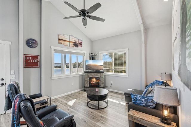 645 CR 485A, Lake Panasoffkee, FL 33538