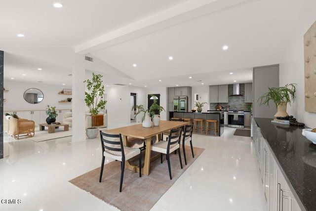 5647 Ramara Avenue, Woodland Hills, CA 91367