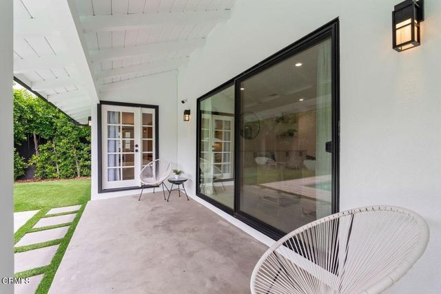 5647 Ramara Avenue, Woodland Hills, CA 91367