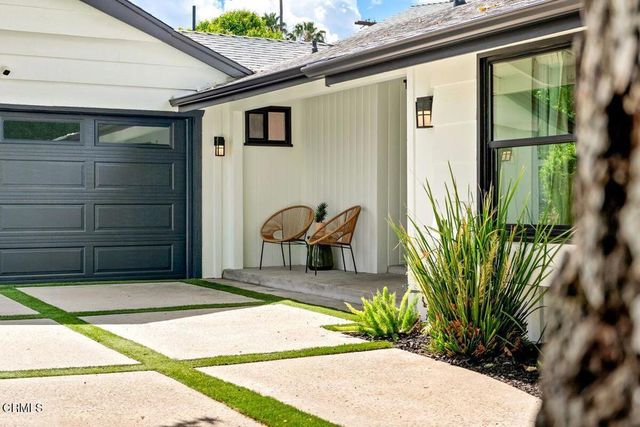 5647 Ramara Avenue, Woodland Hills, CA 91367