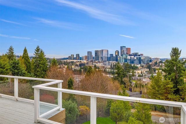 9610 SE 7th Street, Bellevue, WA 98004