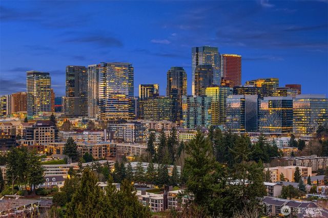 9610 SE 7th Street, Bellevue, WA 98004