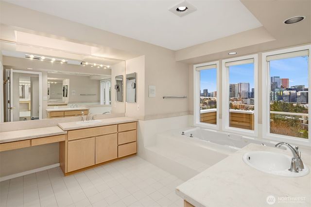 9610 SE 7th Street, Bellevue, WA 98004