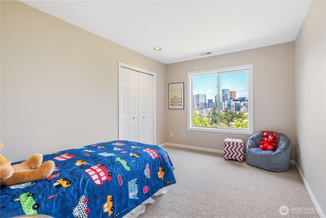 9610 SE 7th Street, Bellevue, WA 98004