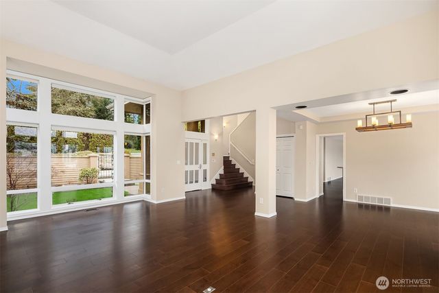 9610 SE 7th Street, Bellevue, WA 98004