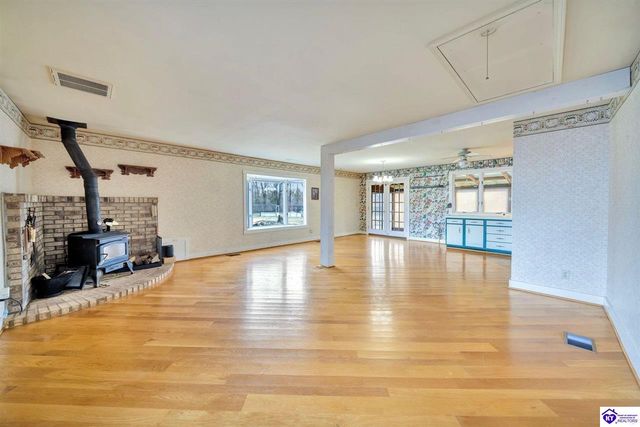 42 Ellis Park, Elizabethtown, KY 42701