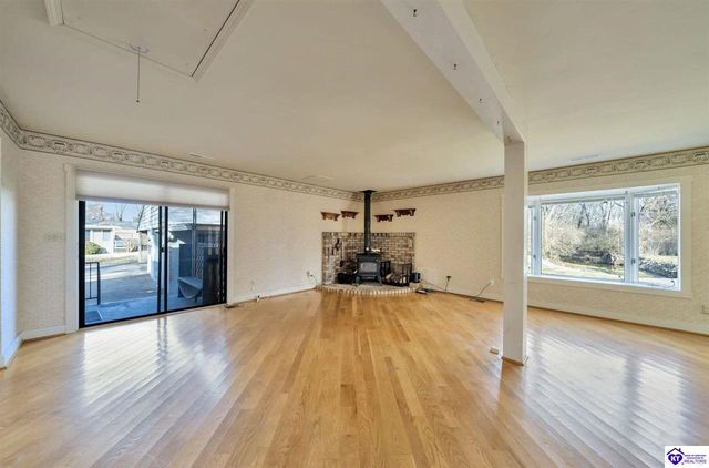 42 Ellis Park, Elizabethtown, KY 42701