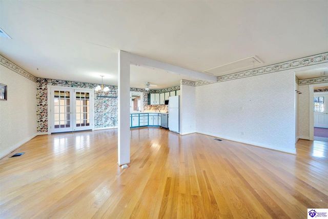 42 Ellis Park, Elizabethtown, KY 42701