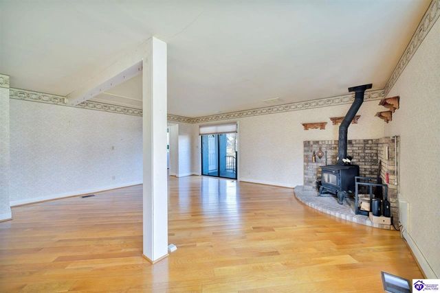 42 Ellis Park, Elizabethtown, KY 42701