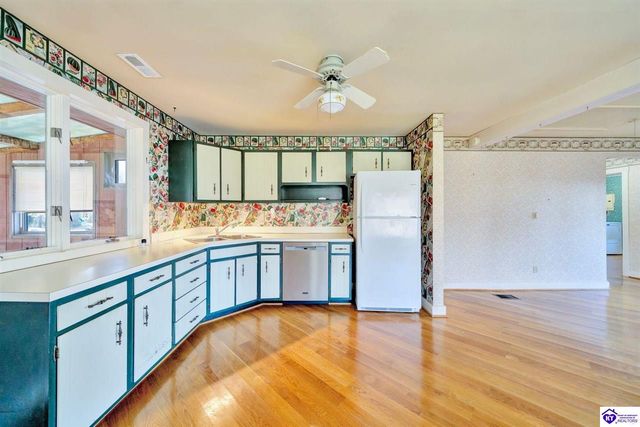 42 Ellis Park, Elizabethtown, KY 42701