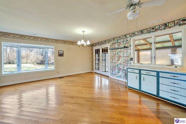 42 Ellis Park, Elizabethtown, KY 42701