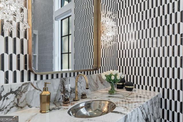 1180 Broadpoint Drive, Greensboro, GA 30642