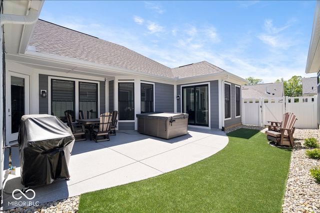 9163 Bryce Circle, Zionsville, IN 46077
