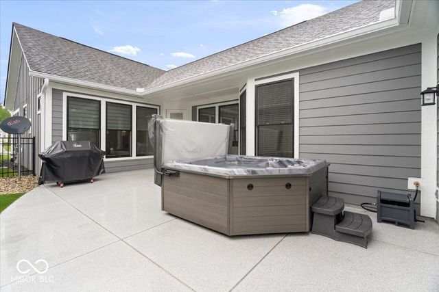 9163 Bryce Circle, Zionsville, IN 46077