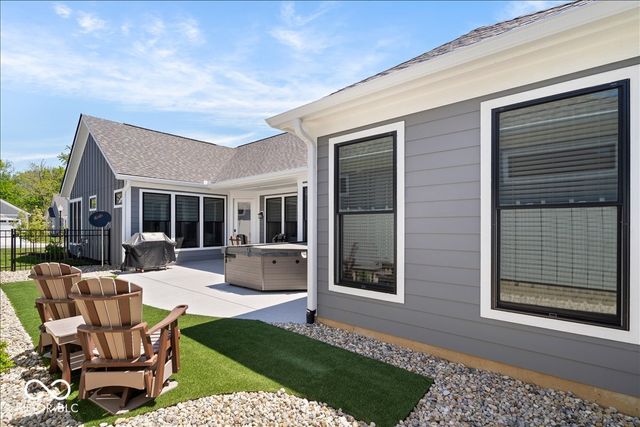 9163 Bryce Circle, Zionsville, IN 46077