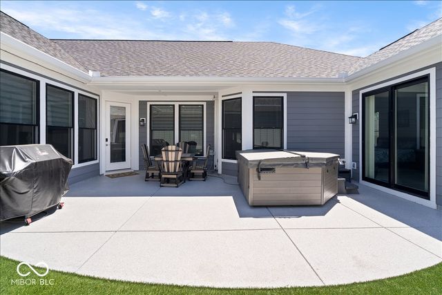 9163 Bryce Circle, Zionsville, IN 46077