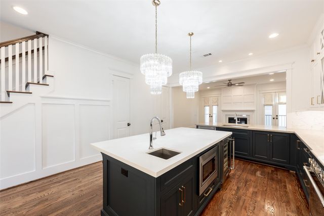 828 E 28th Street, Houston, TX 77009