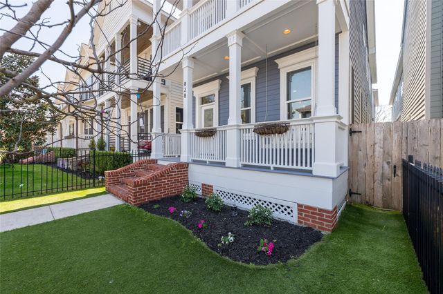 828 E 28th Street, Houston, TX 77009