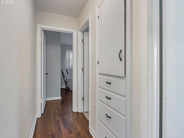 2112 Ne 81ST Ave, Portland, OR 97213