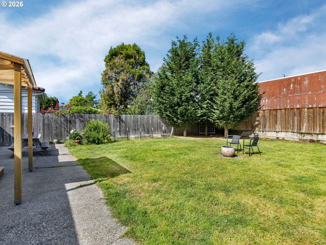 2112 Ne 81ST Ave, Portland, OR 97213
