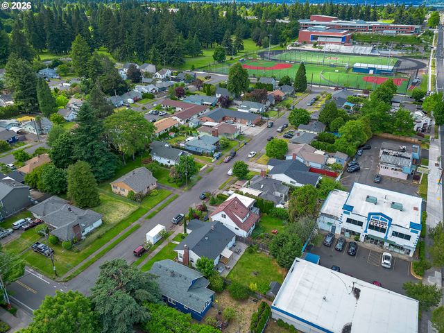 2112 Ne 81ST Ave, Portland, OR 97213