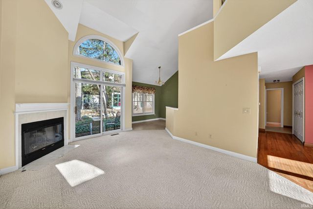 1446 Bridge Water Way, Mishawaka, IN 46545