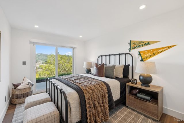 105 Oak Ridge Rd, San Rafael, CA 94903