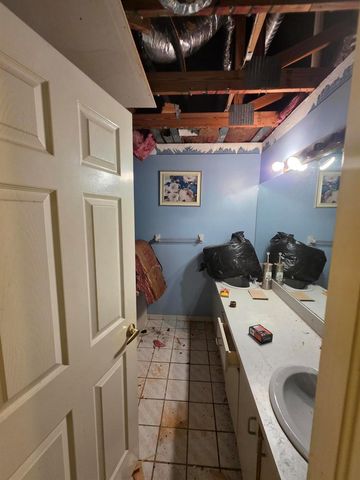 4977 NW 97th Drive, Coral Springs, FL 33076