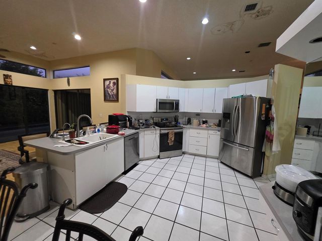 4977 NW 97th Drive, Coral Springs, FL 33076