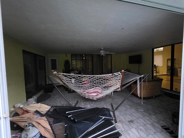 4977 NW 97th Drive, Coral Springs, FL 33076