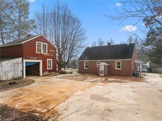 312 Playground Road, Archdale, NC 27263