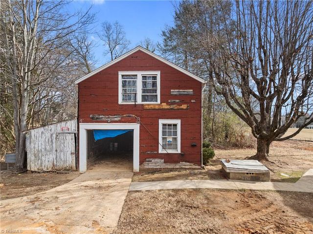 312 Playground Road, Archdale, NC 27263