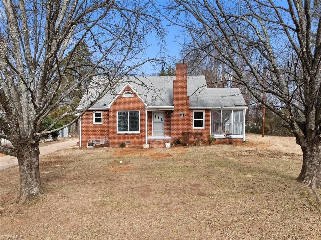 312 Playground Road, Archdale, NC 27263