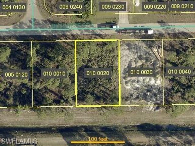 1136 Dutchess ST E, Lehigh Acres, FL 33974