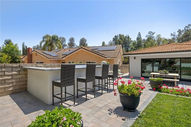5100 Orrville Avenue, Woodland Hills, CA 91367