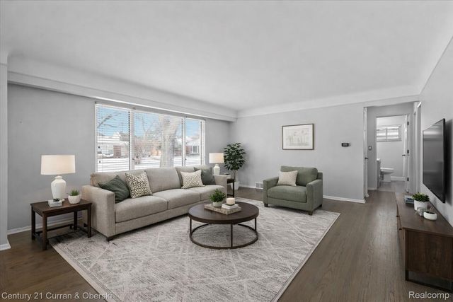 14432 Lyons Street, Livonia, MI 48154