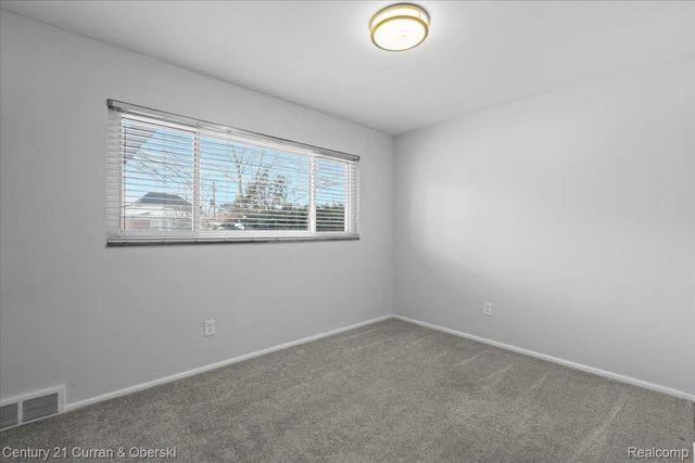 14432 Lyons Street, Livonia, MI 48154