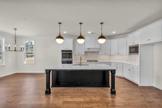 6301 BEVAN LAKE DR, Arlington, TN 38002