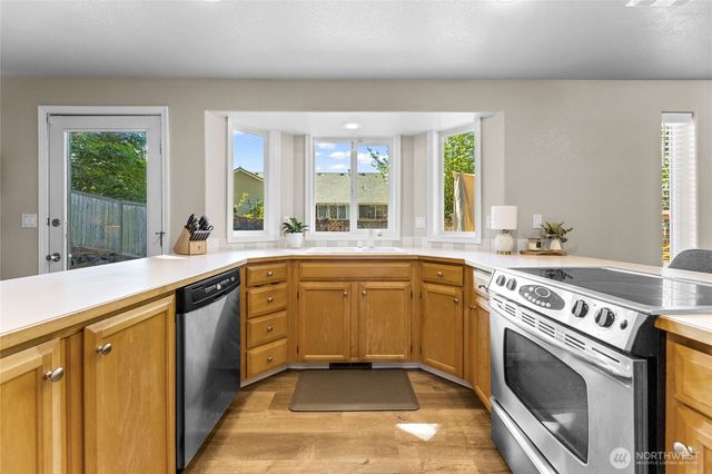 7605 38th Court SE, Lacey, WA 98503