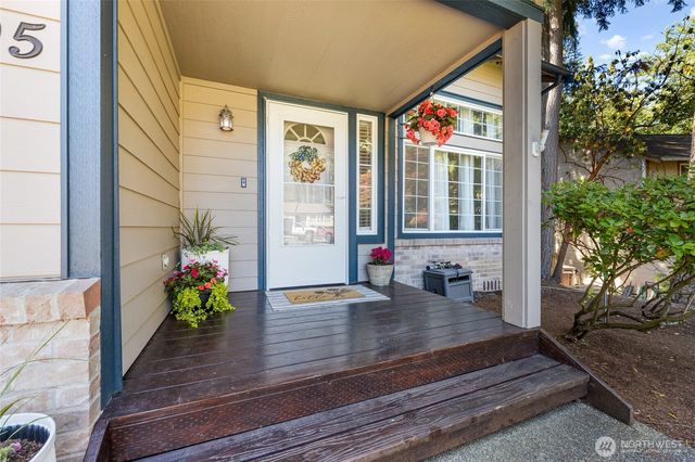 7605 38th Court SE, Lacey, WA 98503