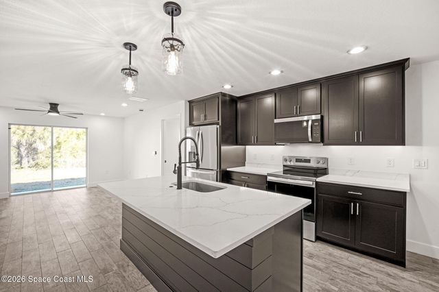 2651 Tennyson Avenue SE, Palm Bay, FL 32909