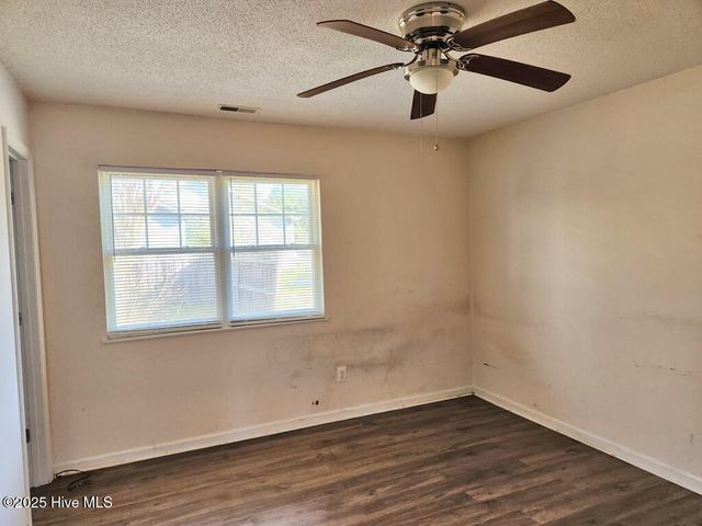2823 Harvest, Grimesland, NC 27837