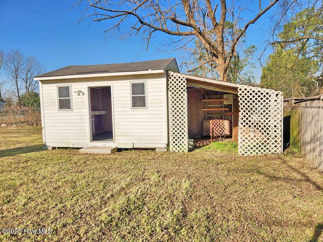 2823 Harvest, Grimesland, NC 27837