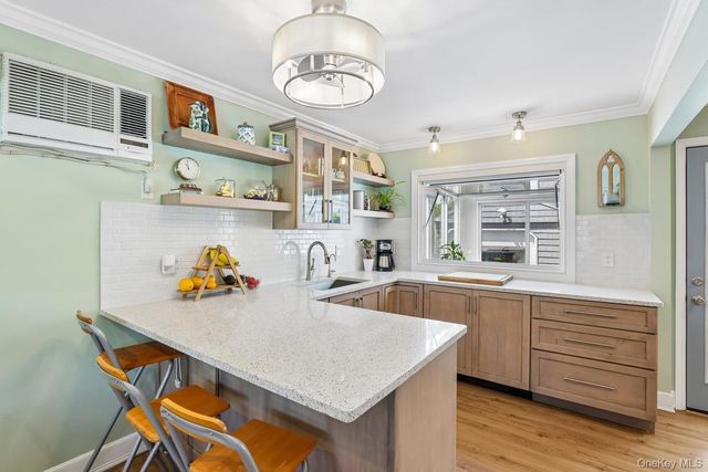 413 Pecan Street, Lindenhurst, NY 11757